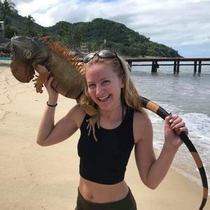 Meet your Posher, Anna